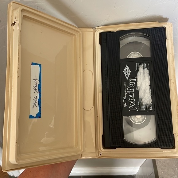 Disney The Classics Peter Pan VHS Tape Vintage Collectable. - Picture 6 of 10